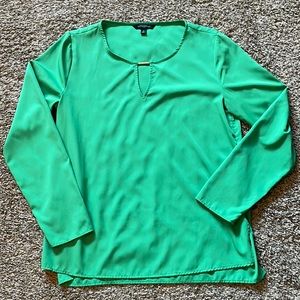 Banana Republic green top